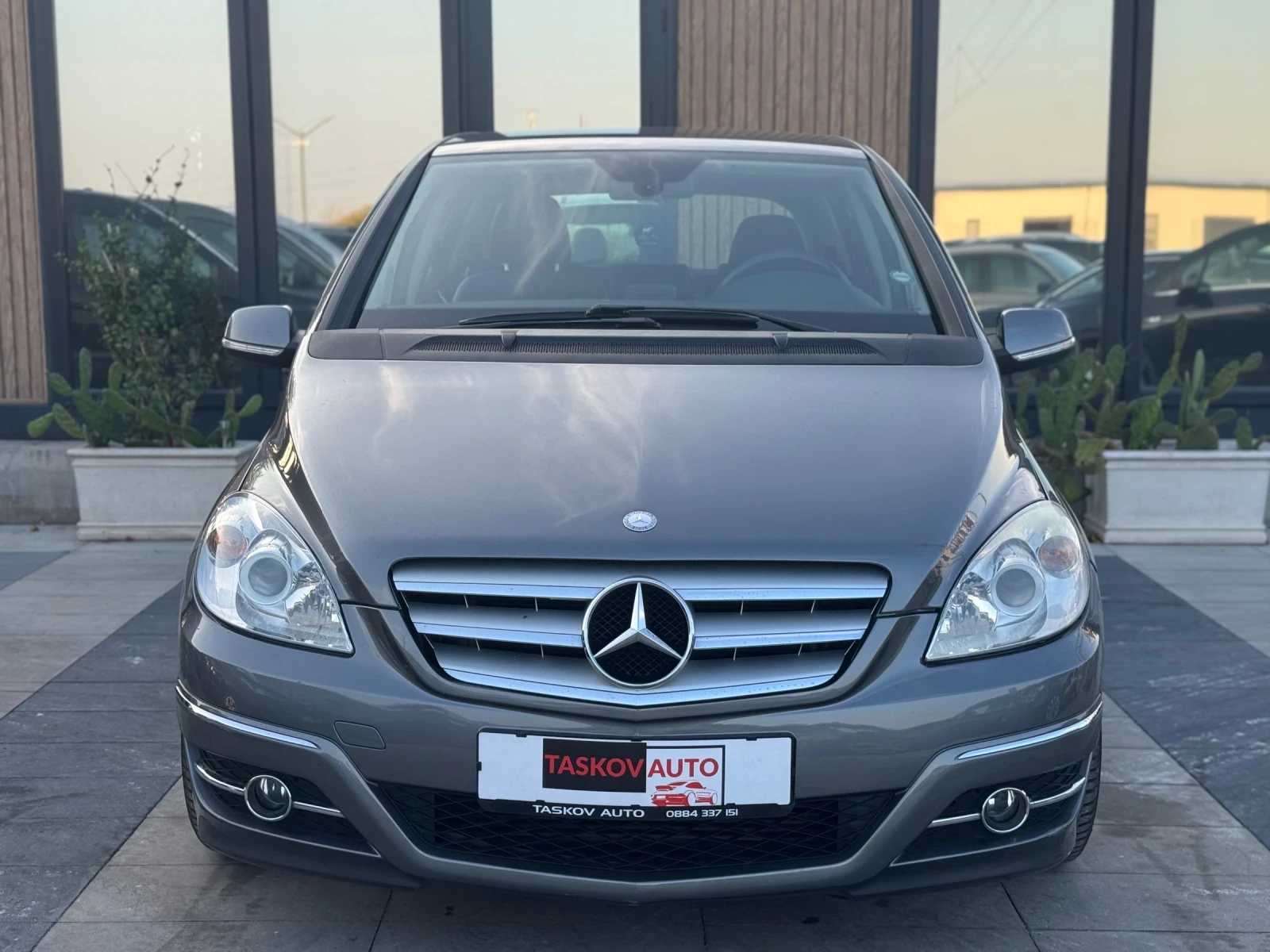 Mercedes-Benz B 200, снимка 2 - Автомобили и джипове - 56697301