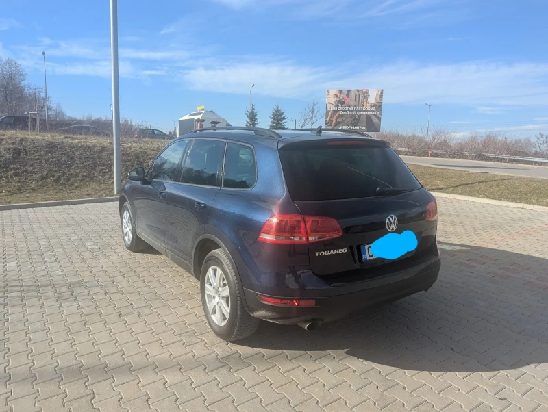 VW Touareg, снимка 2 - Автомобили и джипове - 48873437