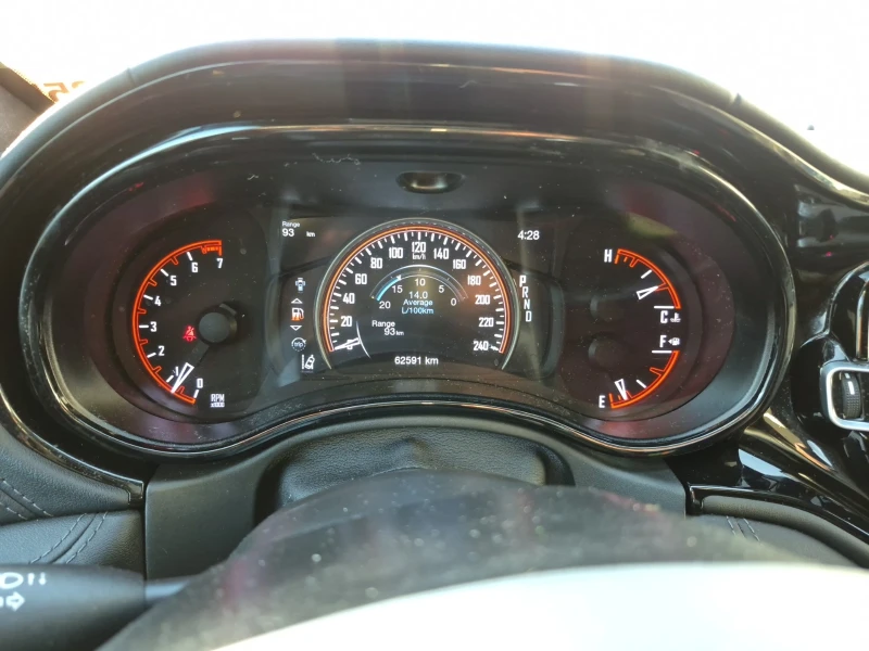Dodge Durango CITADEL| CARFAX| PANORAMA| ОБДУХВАНЕ| ПОДГРЕВИ, снимка 8 - Автомобили и джипове - 53456923