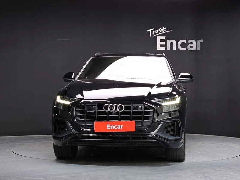 Audi Q8 55 TFSI Quattro Premium| 340к.с.| ВКЛ.ТЕХНОТЕСТ, снимка 3 - Автомобили и джипове - 55298997