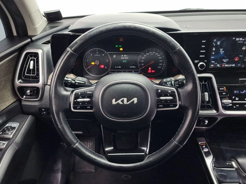 Kia Sorento 2.2 Automatic, снимка 10 - Автомобили и джипове - 55579837