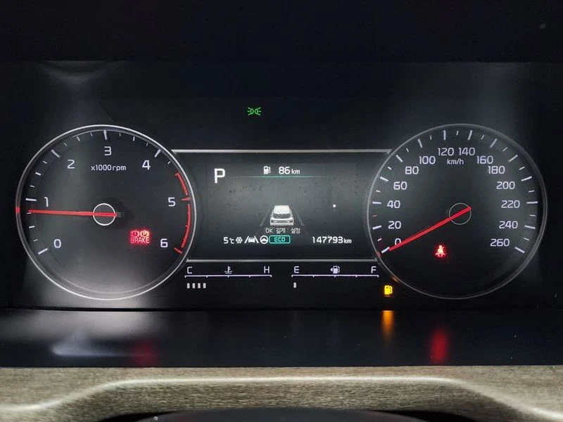 Kia Sorento 2.2 Automatic, снимка 12 - Автомобили и джипове - 55579837