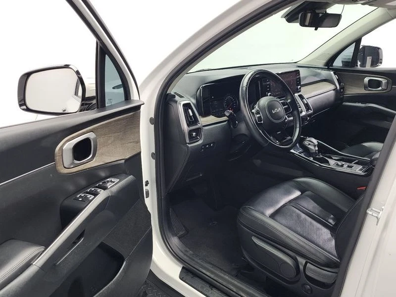Kia Sorento 2.2 Automatic, снимка 6 - Автомобили и джипове - 55579837