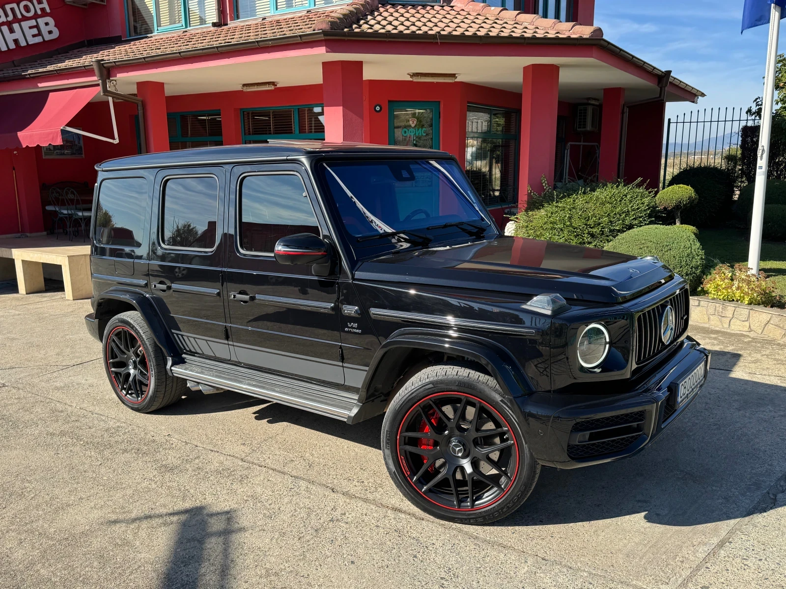 Mercedes-Benz G 63 AMG Edition 1 - изображение 2