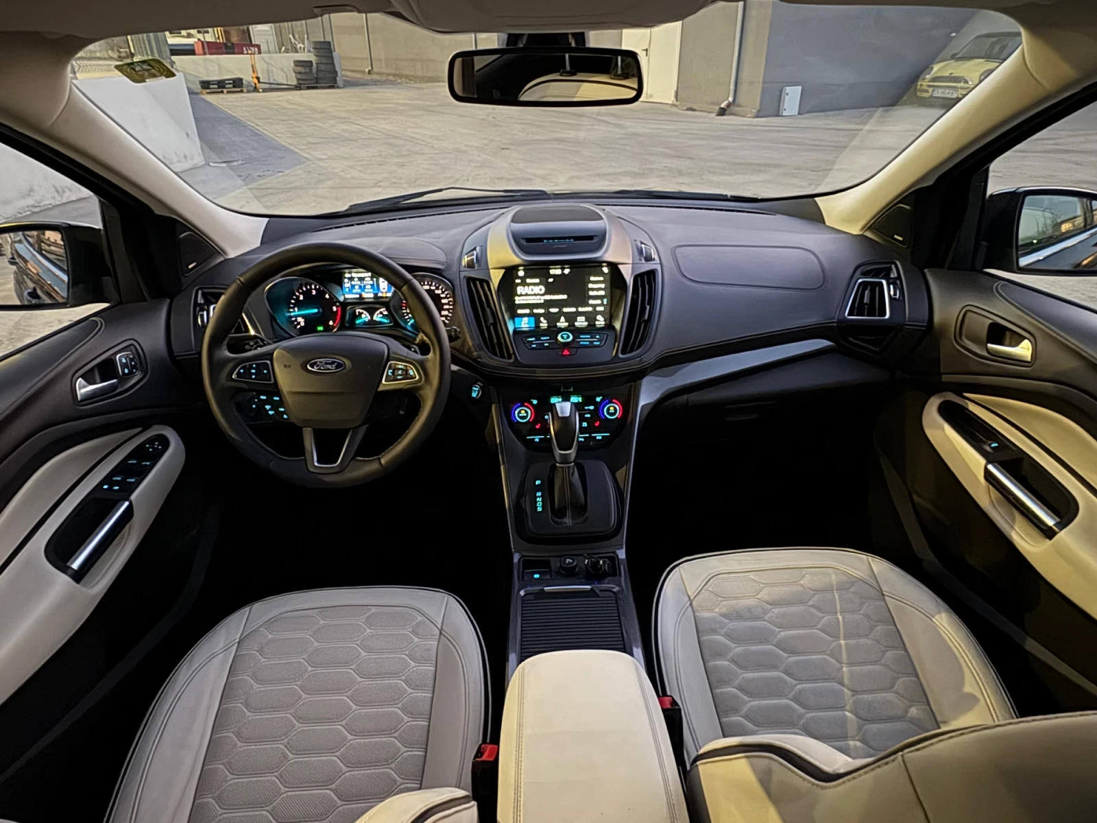 Ford Kuga Vignale AWD 4x4 Automatic Full Extras | Mobile.bg   17