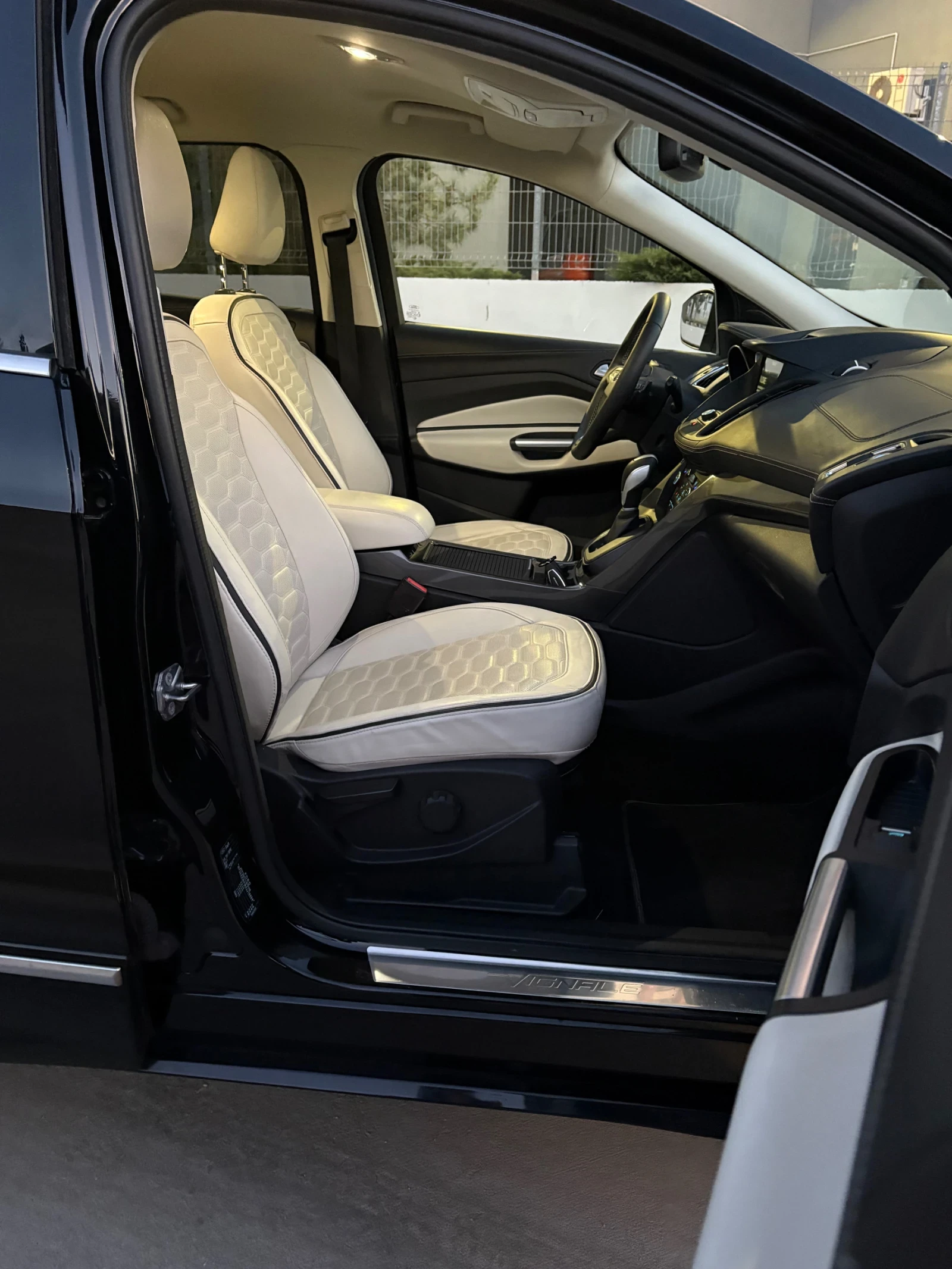 Ford Kuga Vignale AWD 4x4 Automatic Full Extras | Mobile.bg   16