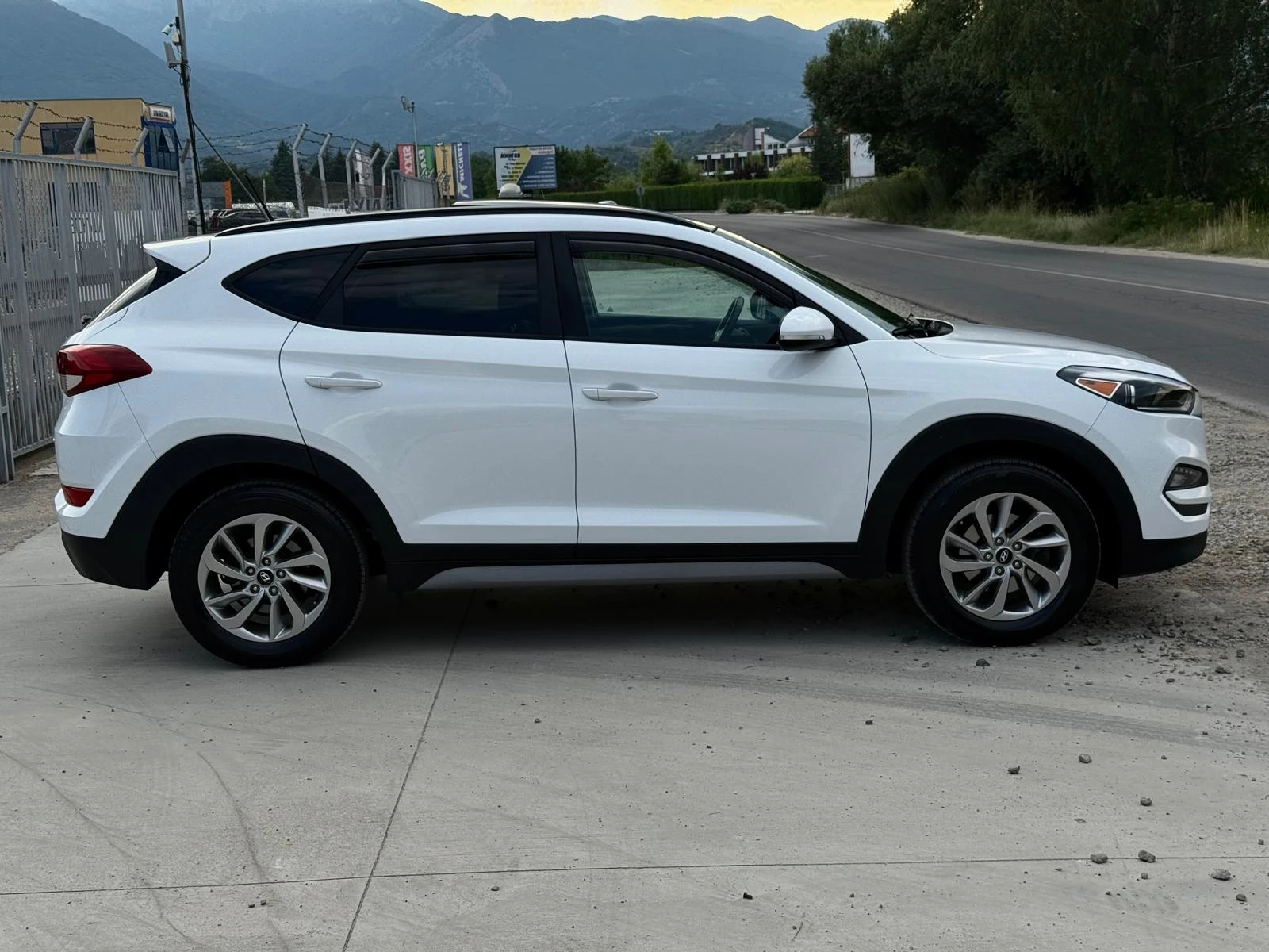 Hyundai Tucson 2.0 GDI AWD/Панорама/99000км/Обслужена/Лизинг - изображение 3