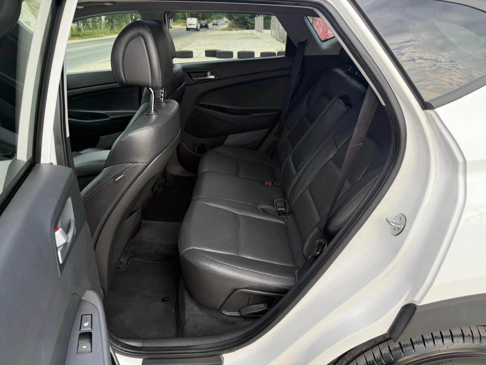 Hyundai Tucson 2.0 GDI AWD//99000// | Mobile.bg   11