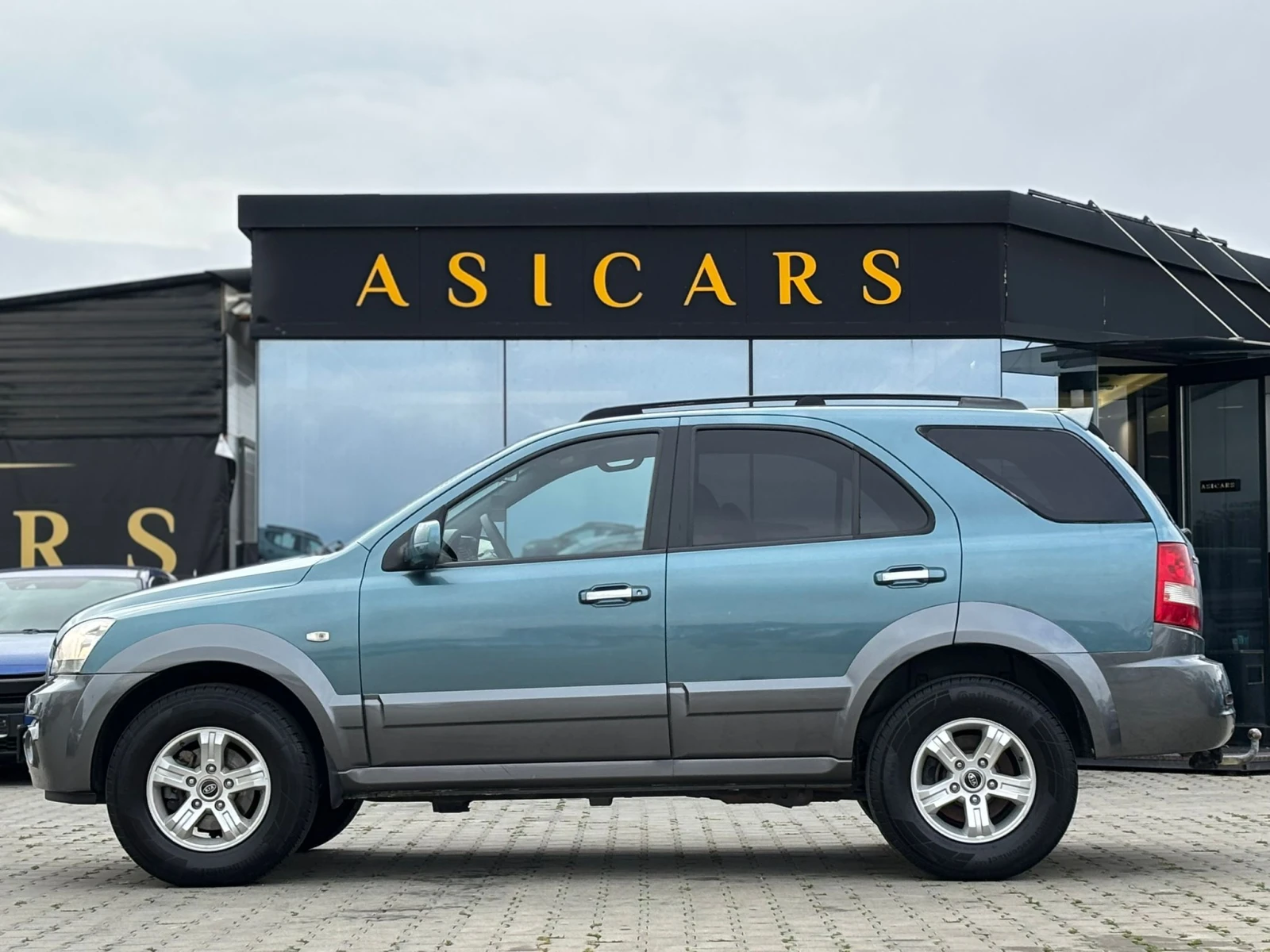 Kia Sorento / 2.5D / 140 HP / 4X4 / TOP / - изображение 2