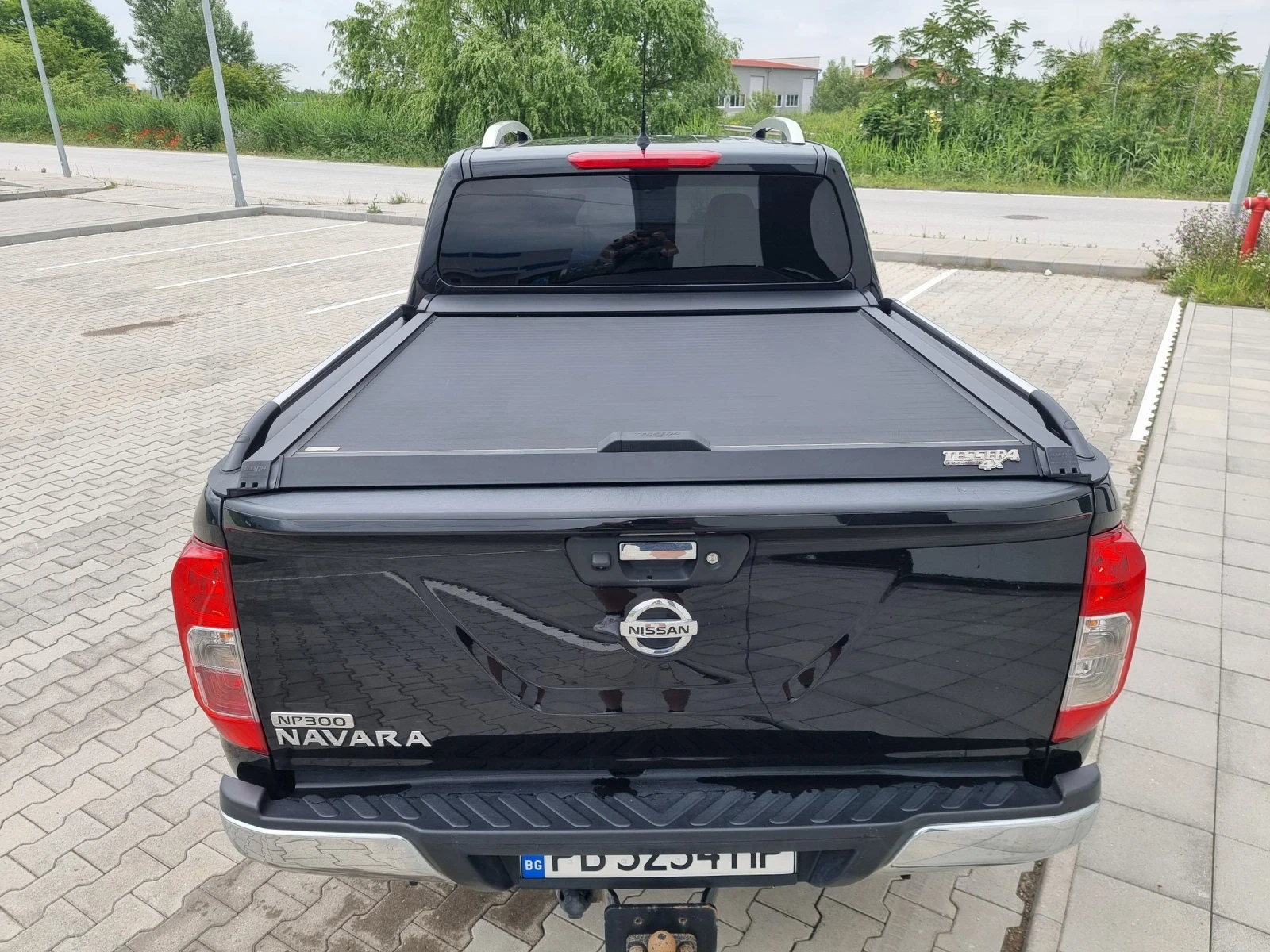 Nissan Navara D23, снимка 7 - Автомобили и джипове - 53847419