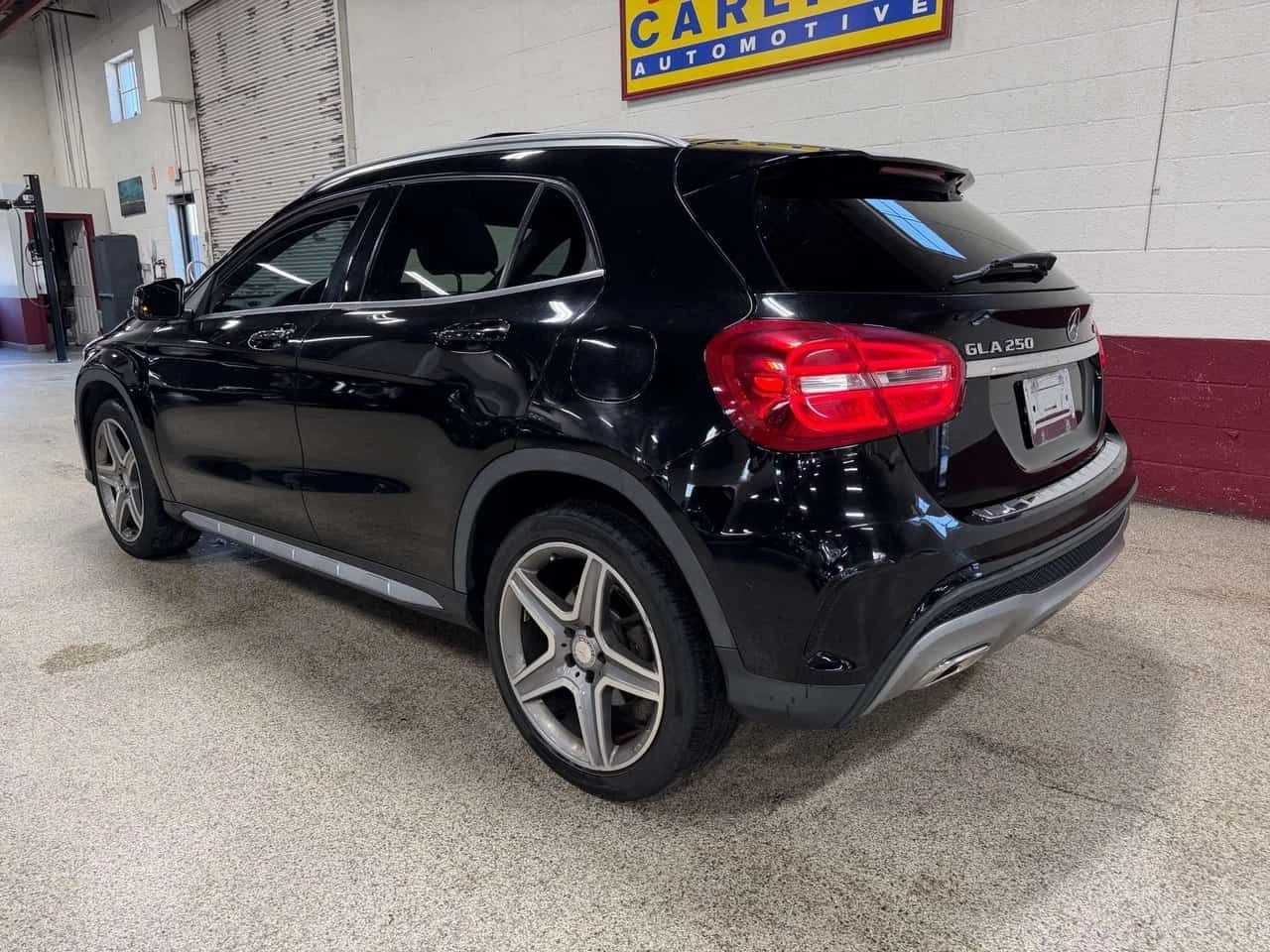 Mercedes-Benz GLA 250 4MATIC* ФИКСИРАНА ЦЕНА* , снимка 4 - Автомобили и джипове - 54157440