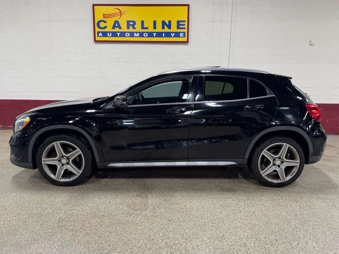 Mercedes-Benz GLA 250 4MATIC* ФИКСИРАНА ЦЕНА* , снимка 3 - Автомобили и джипове - 54157440