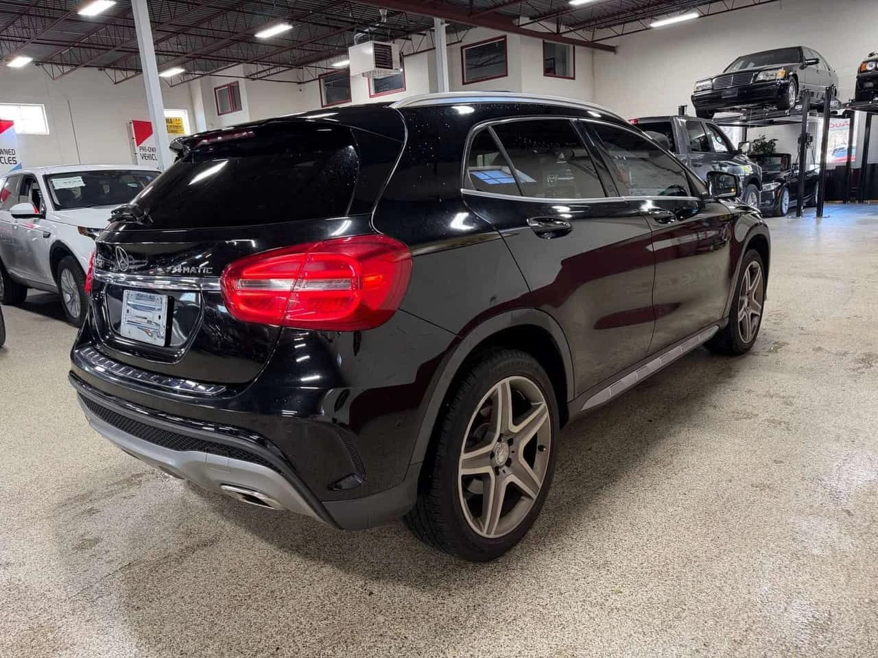 Mercedes-Benz GLA 250 4MATIC* ФИКСИРАНА ЦЕНА* , снимка 6 - Автомобили и джипове - 54157440