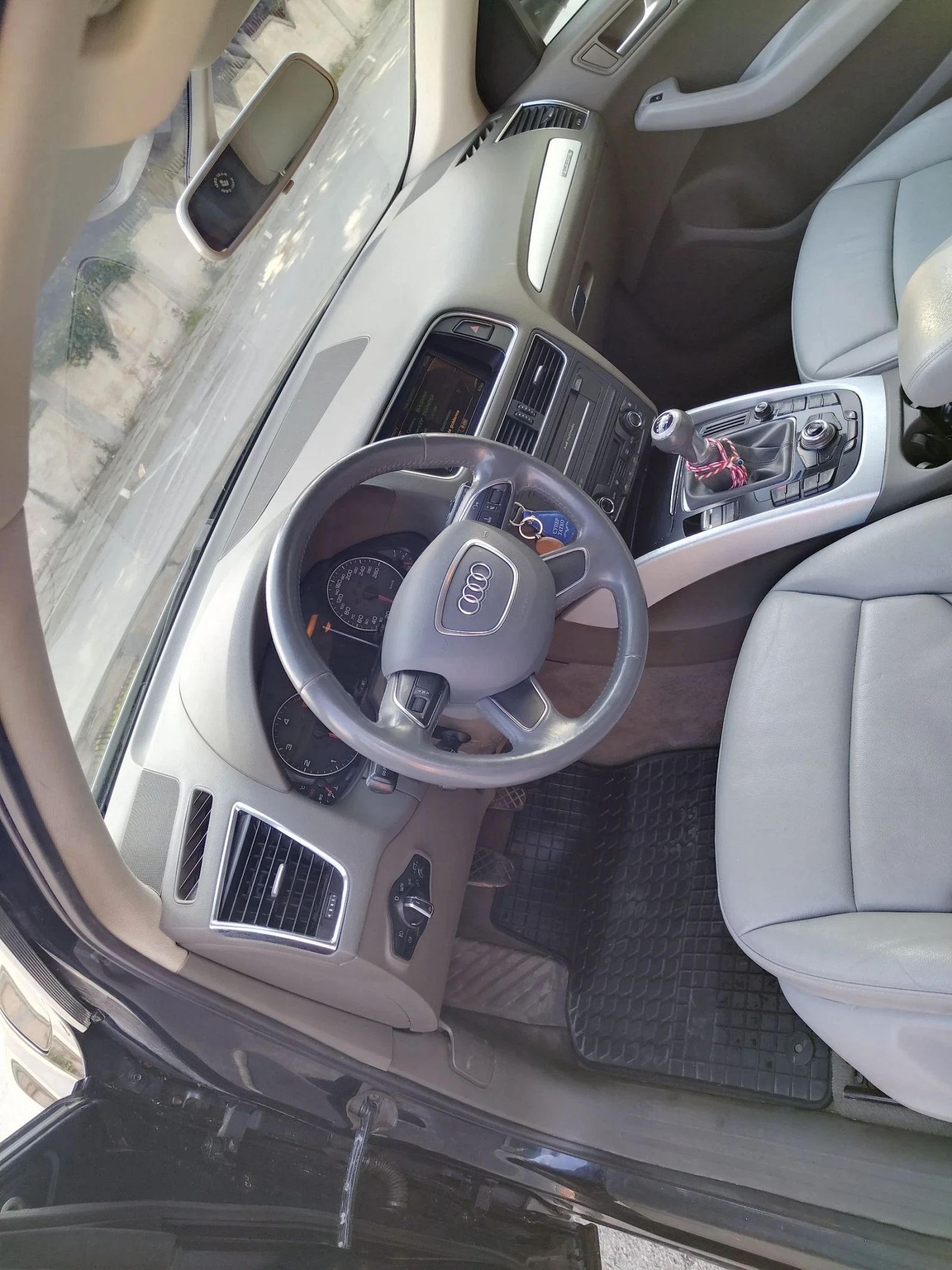 Audi Q5 2.0 TDI 170кс., снимка 7 - Автомобили и джипове - 54232984