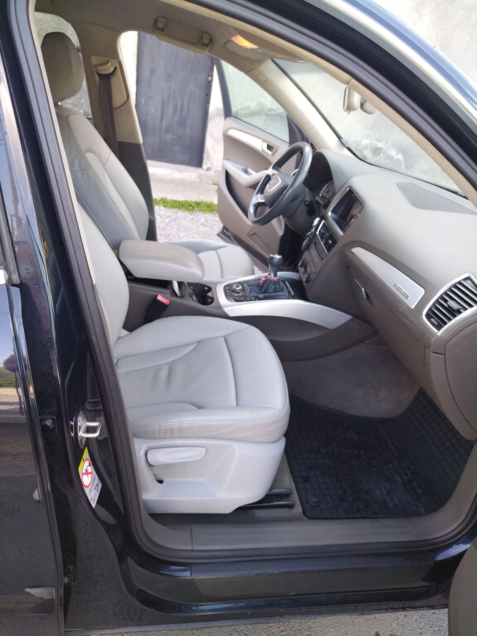 Audi Q5 2.0 TDI 170кс., снимка 12 - Автомобили и джипове - 54232984