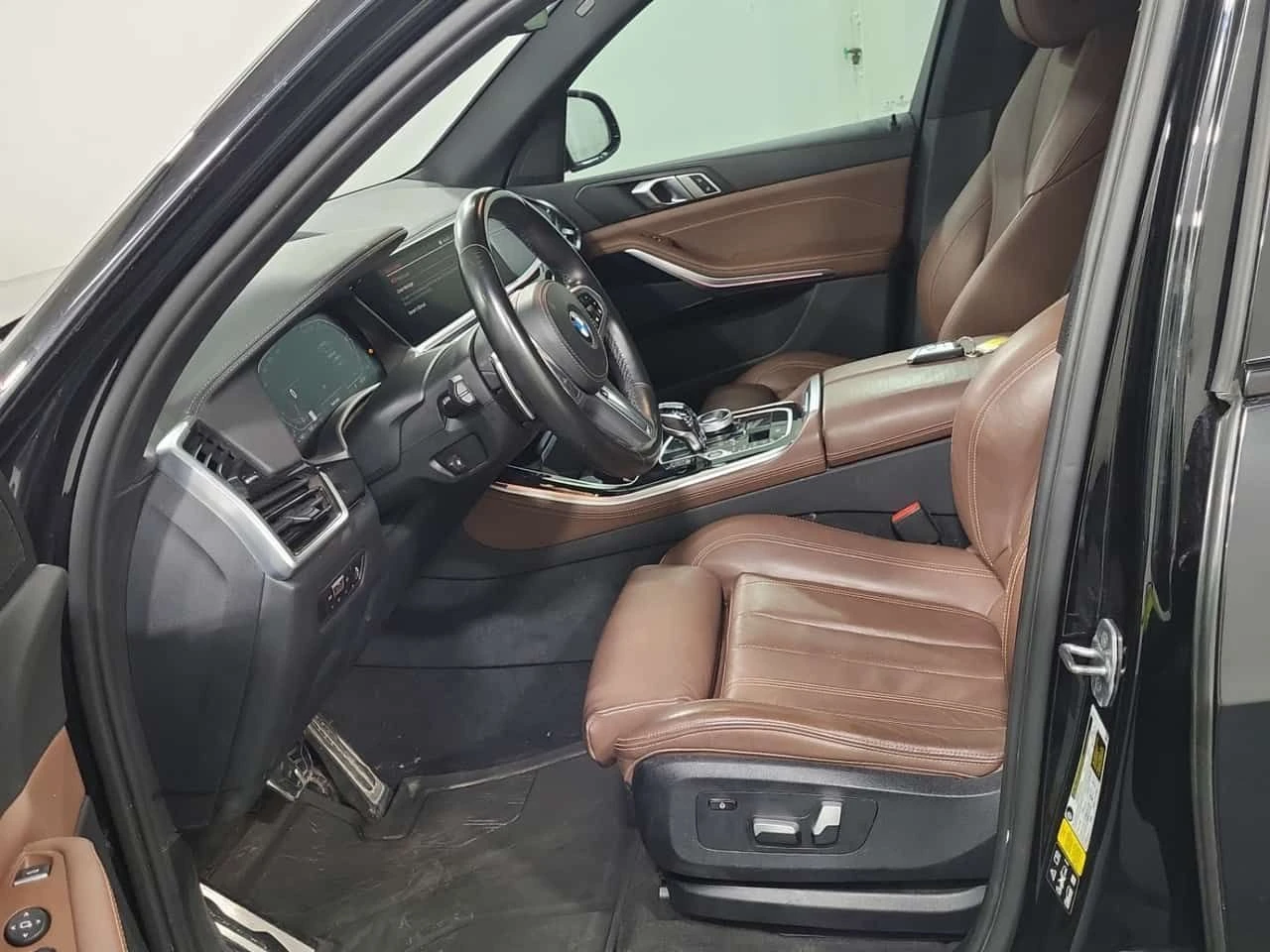 BMW X5 M-Sport * xDrive40i * Laser * , снимка 9 - Автомобили и джипове - 54676598