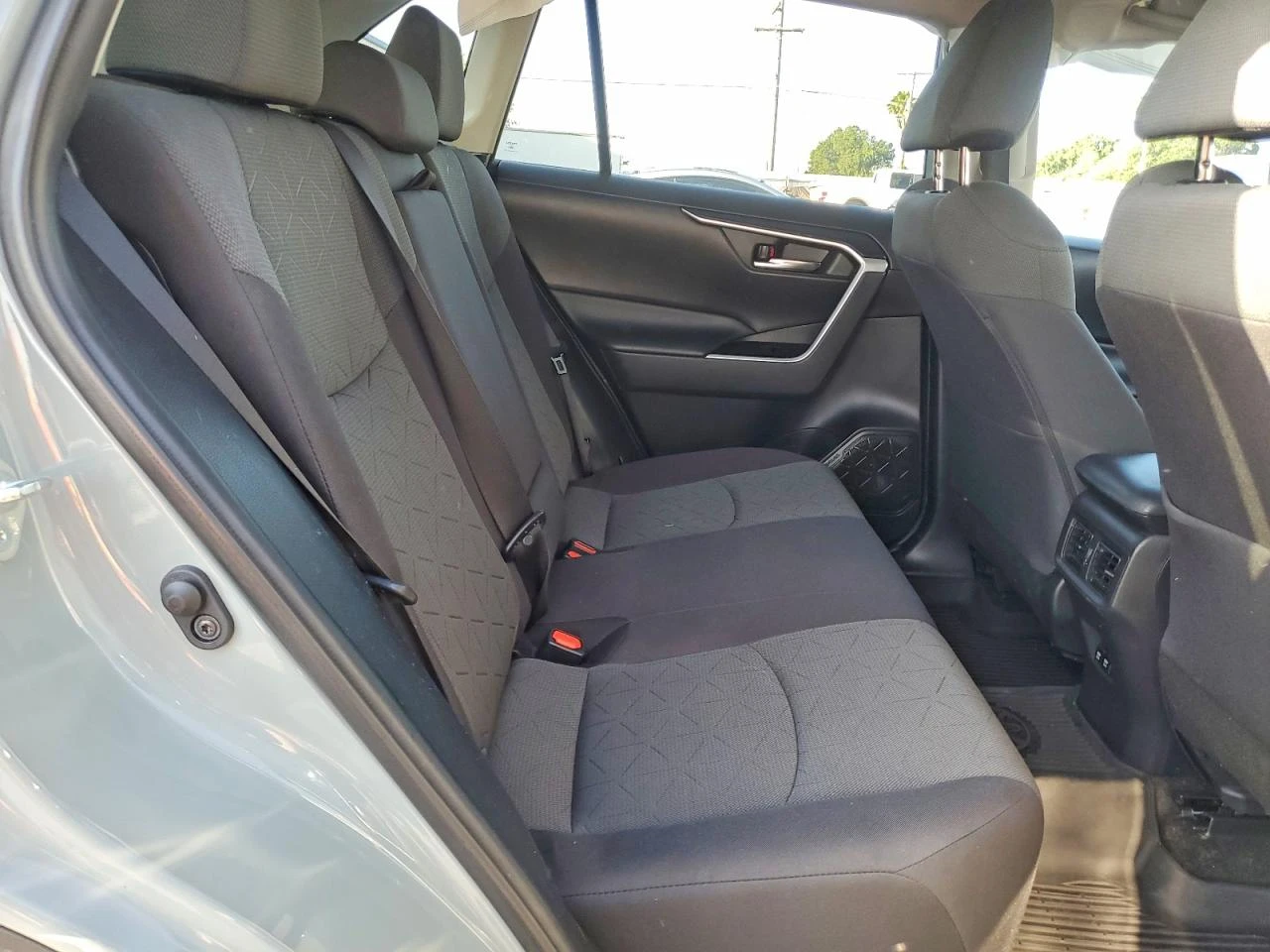 Toyota Rav4 2.5l Xle, снимка 11 - Автомобили и джипове - 55382686