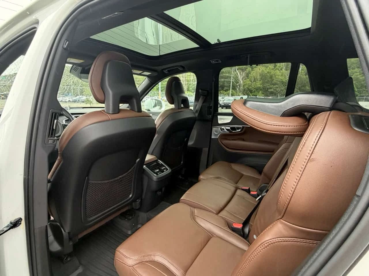 Volvo Xc90  Inscription/360/HUD/BOWERS&WILKINS, снимка 9 - Автомобили и джипове - 55663093