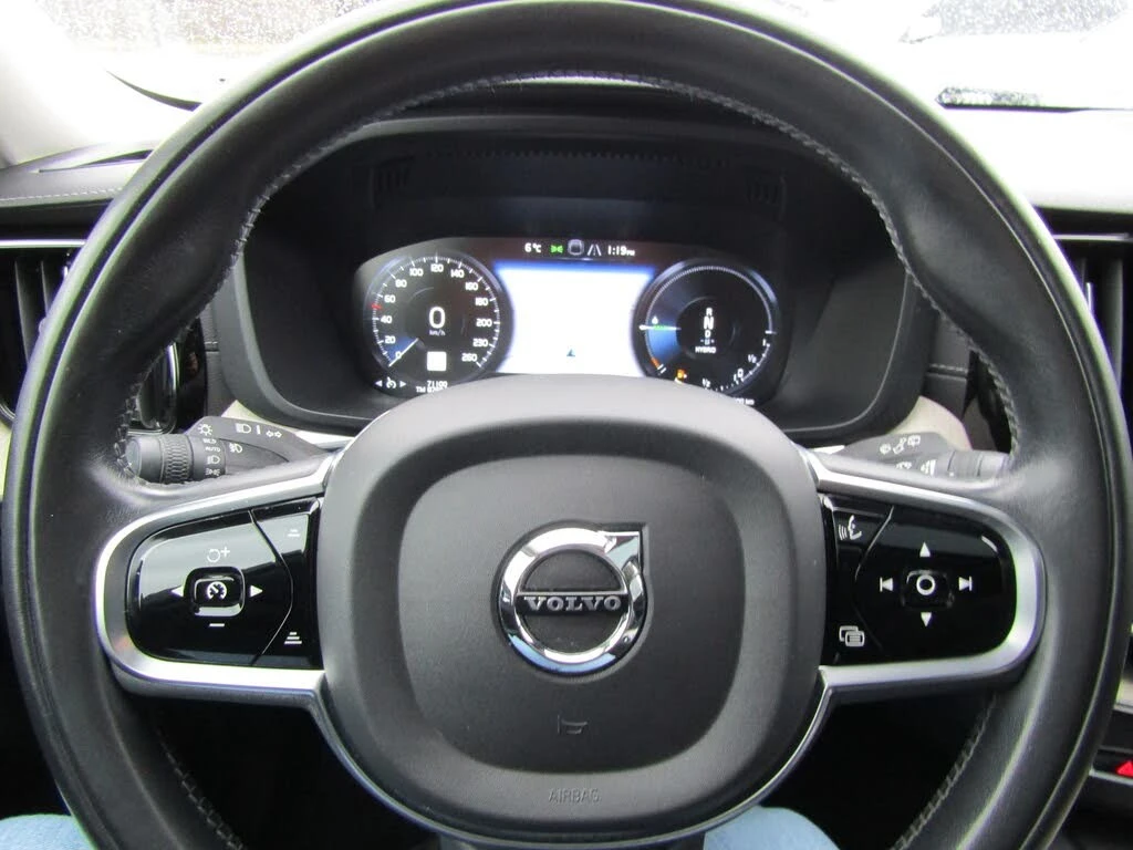 Volvo XC60 HYBRID RECHARGE T8 INSCRIPTION| 400HP| PANO| HK| N | Mobile.bg � ����������� 10