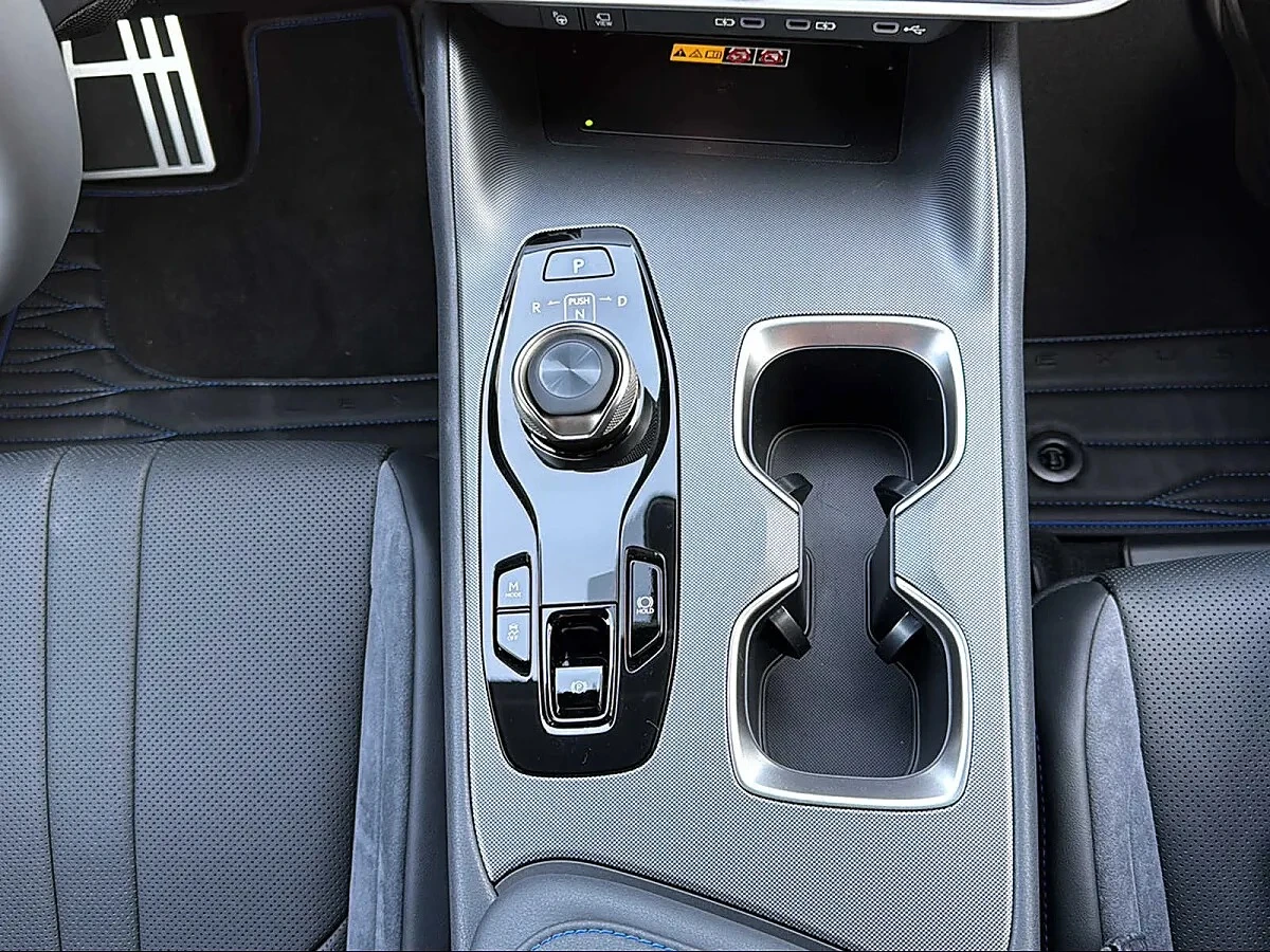 Lexus RZ 550e F SPORT 4x4 | Mobile.bg � ����������� 11