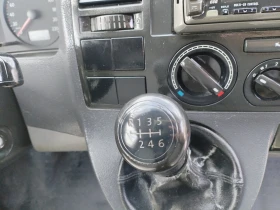 VW Transporter T5 2.5 TDI 131HP 4X4 6СК Камера, снимка 11 - Бусове и автобуси - 53694295