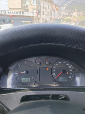 VW Transporter T5 2.5 TDI 131HP 4X4 6СК Камера, снимка 12 - Бусове и автобуси - 53694295