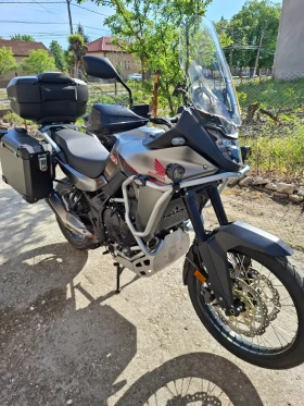 ����� �� �������� �� Honda Xl Transalp 750