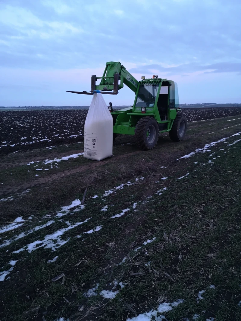 Телескопичен товарач Merlo, снимка 7 - Селскостопанска техника - 52702640