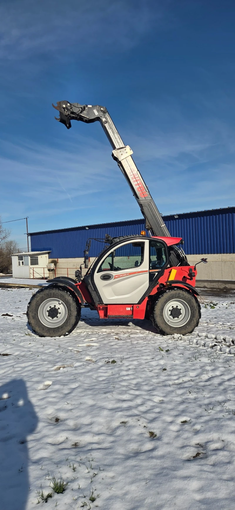 Телескопичен товарач Manitou 741 Vari Power 