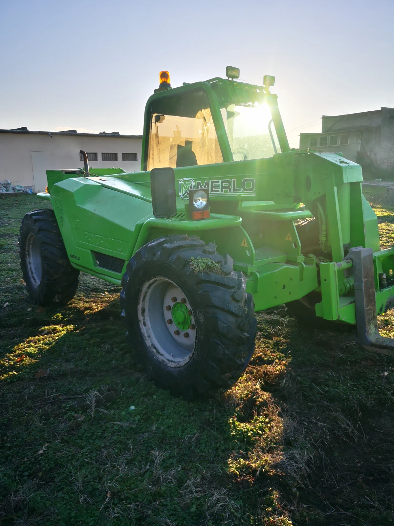   Merlo | Mobile.bg   1