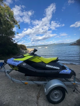 Джет Bombardier Sea Doo Spark trixxx , снимка 1