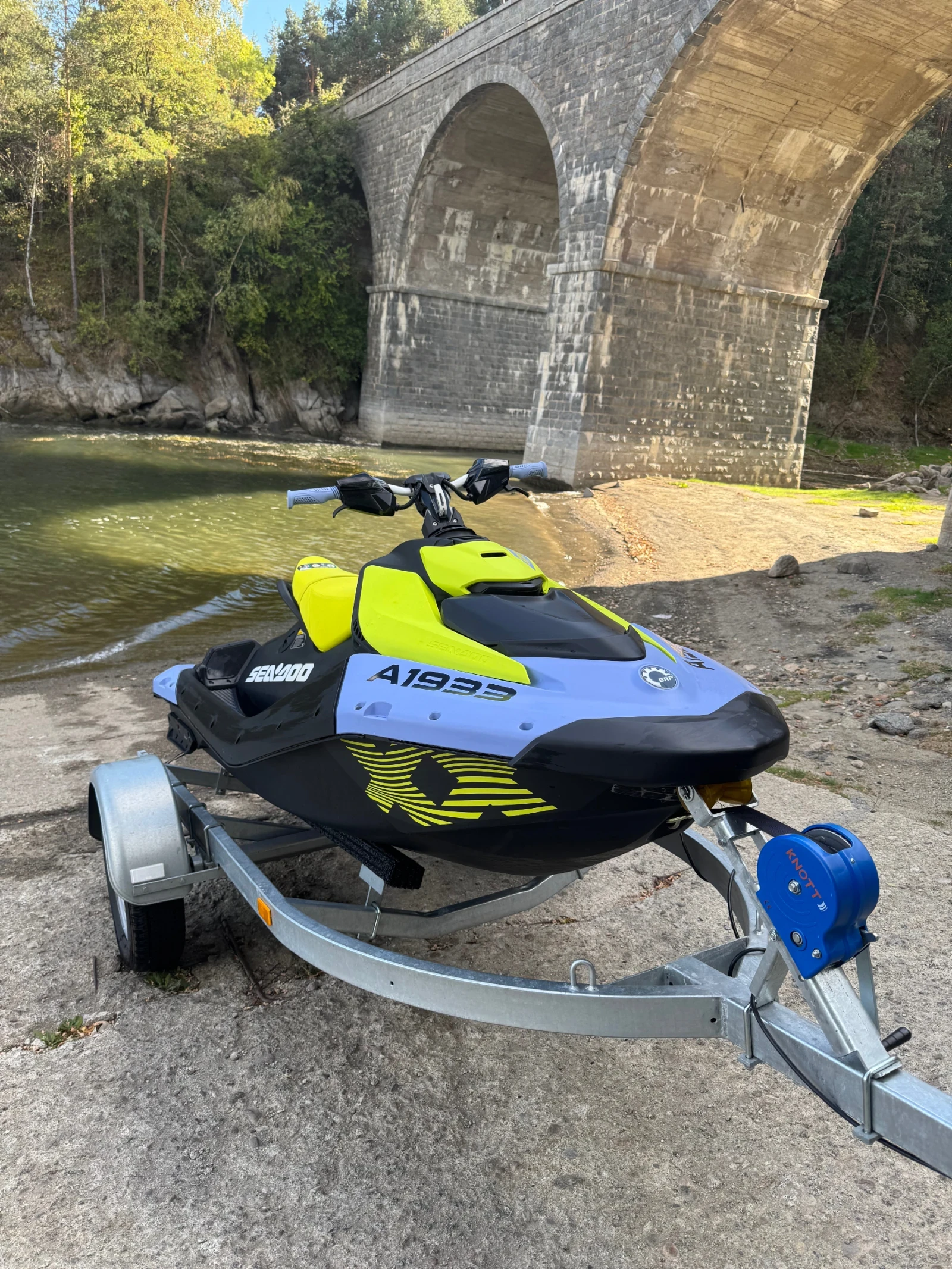 Джет Bombardier Sea Doo Spark trixxx , снимка 3 - Воден транспорт - 56105849
