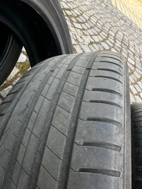 Гуми Летни 225/50R18, снимка 5 - Гуми и джанти - 49600395