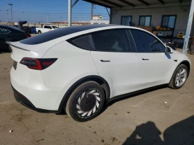 Tesla Model Y Long Range, снимка 3
