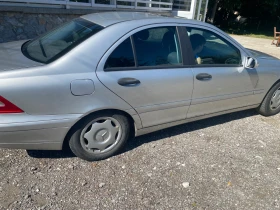 Mercedes-Benz C 180, снимка 4