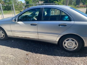 Mercedes-Benz C 180, снимка 5