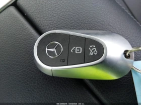 Mercedes-Benz CLE 300 4MATIC* AMG* КОЖА* ПОДГРЕВ* ПАНО* КАМЕРА* BURMESTE, снимка 10