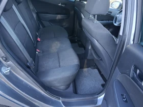 Hyundai I30 1.6 PREMIUM Като нова , снимка 10
