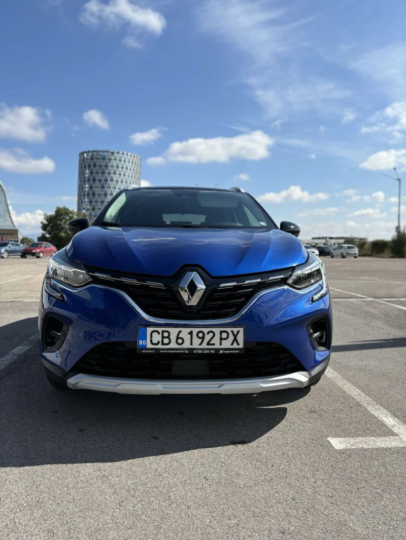 Renault Captur, снимка 2 - Автомобили и джипове - 47712956