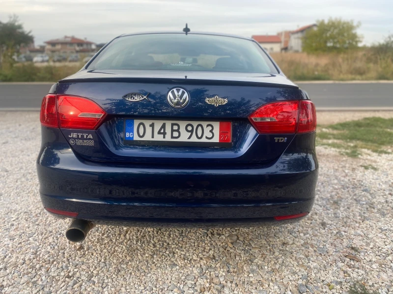 VW Jetta 2.0 TDI, снимка 3 - Автомобили и джипове - 47296783