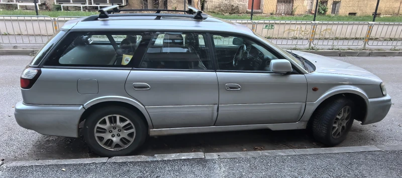 Subaru Outback, снимка 1 - Автомобили и джипове - 47342211