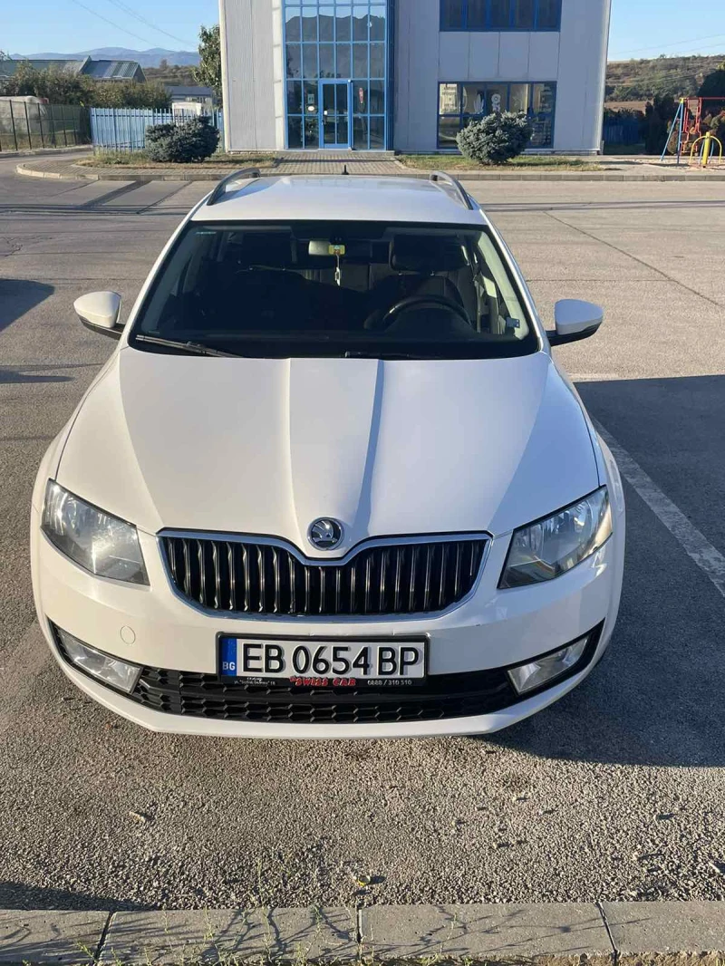 Skoda Octavia 1.6 DSG, снимка 1 - Автомобили и джипове - 47574289