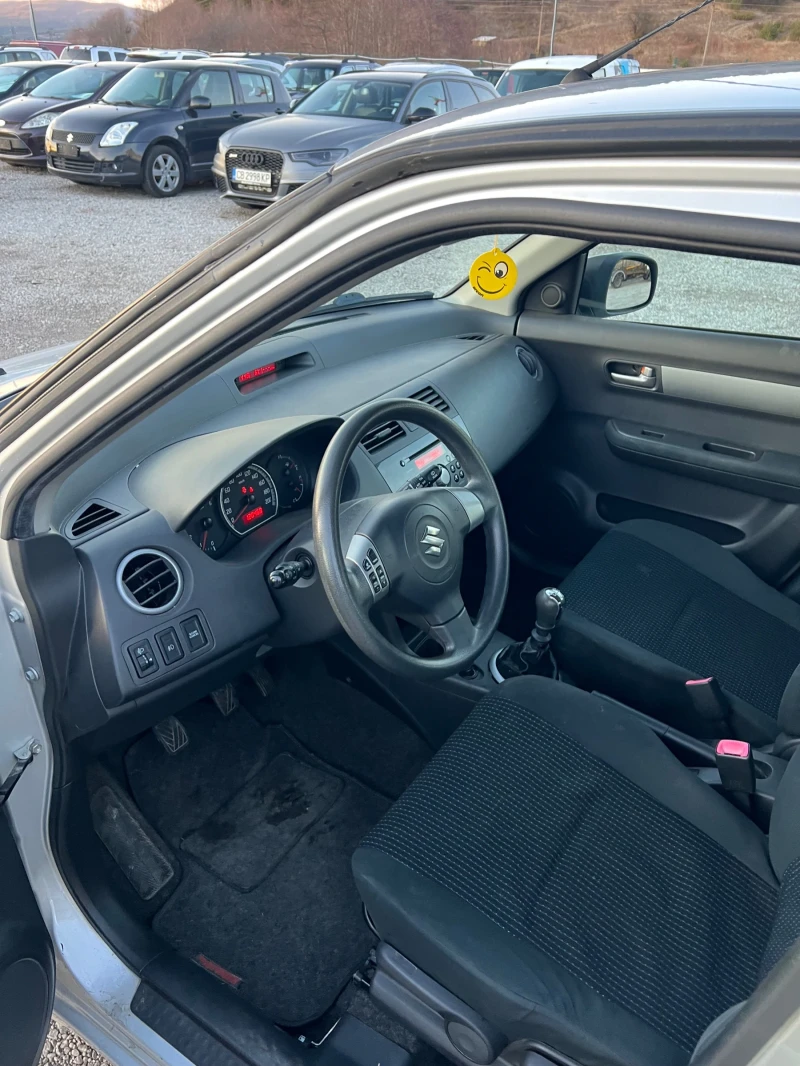 Suzuki Swift 1.3 DDiS, снимка 7 - Автомобили и джипове - 48104599