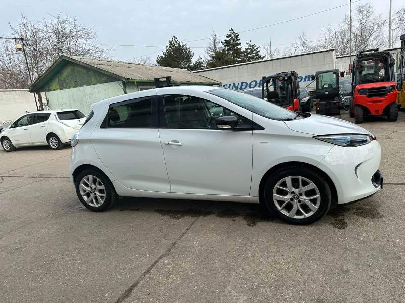 Renault Zoe, снимка 7 - Автомобили и джипове - 48702221