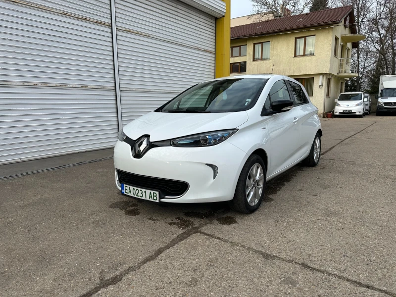 Renault Zoe, снимка 17 - Автомобили и джипове - 48702221