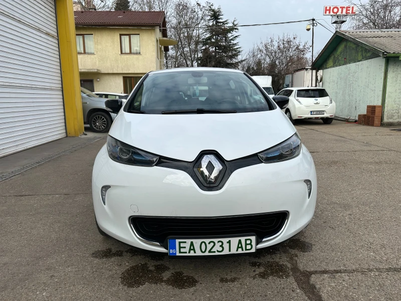 Renault Zoe, снимка 5 - Автомобили и джипове - 48702221