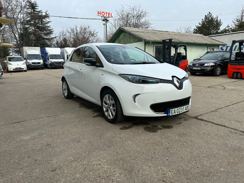 Renault Zoe, снимка 6 - Автомобили и джипове - 48702221