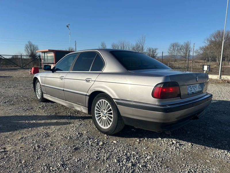 BMW 725, снимка 3 - Автомобили и джипове - 49089534