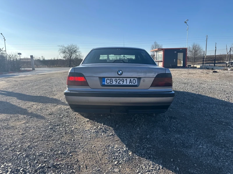 BMW 725, снимка 4 - Автомобили и джипове - 49089534