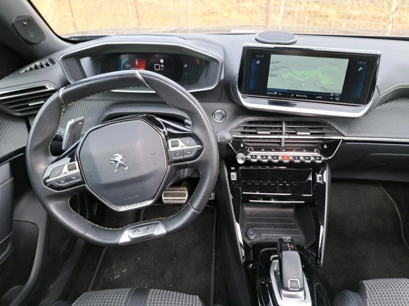 Peugeot 2008 1.5HDI 8DCT* GT-LINE* PANORAMA* FOCAL SOUND* , снимка 3 - Автомобили и джипове - 49555534